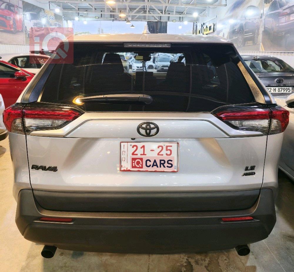 تويوتا راف 4